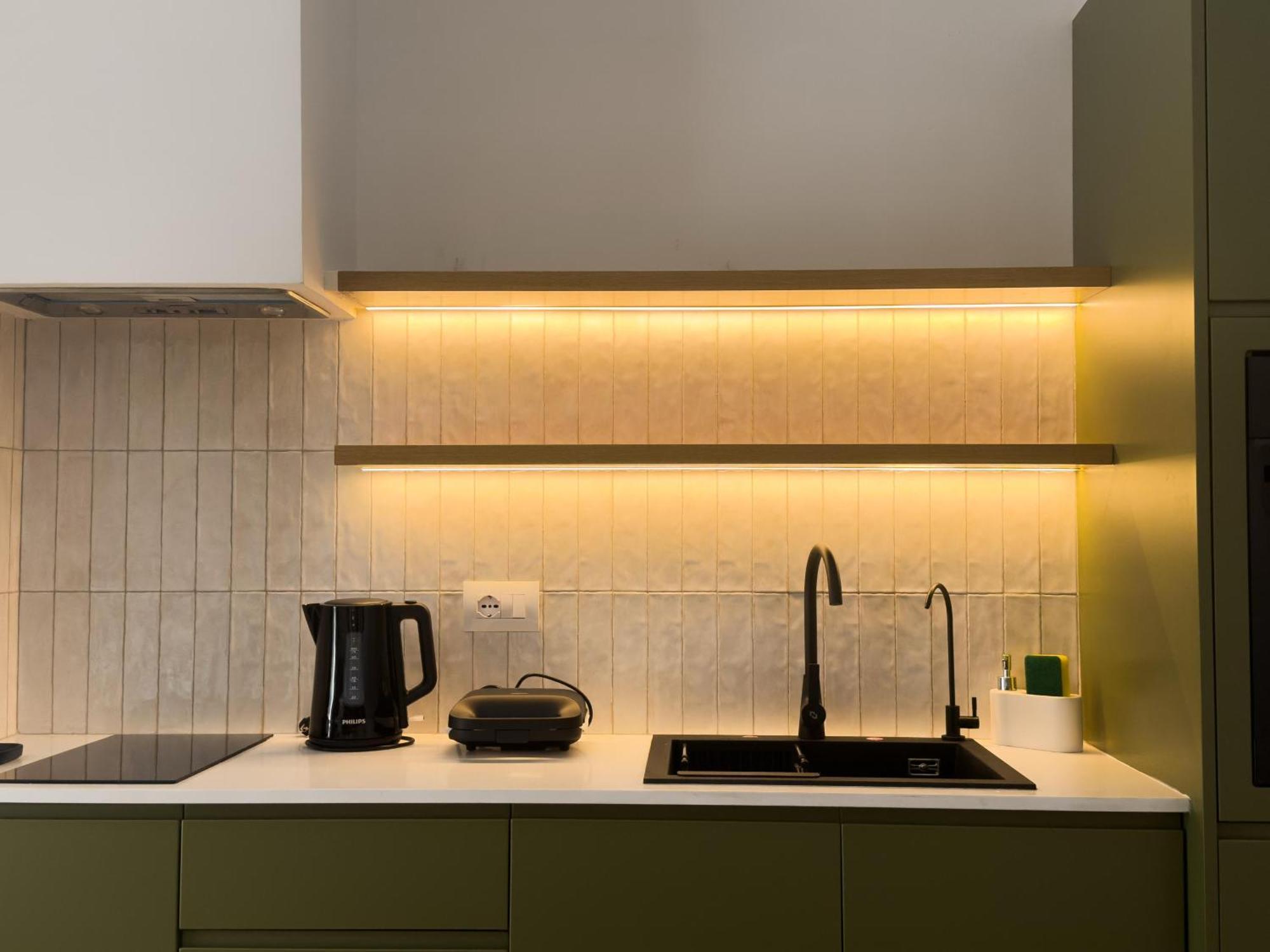 Flora Apartments ساراندا المظهر الخارجي الصورة