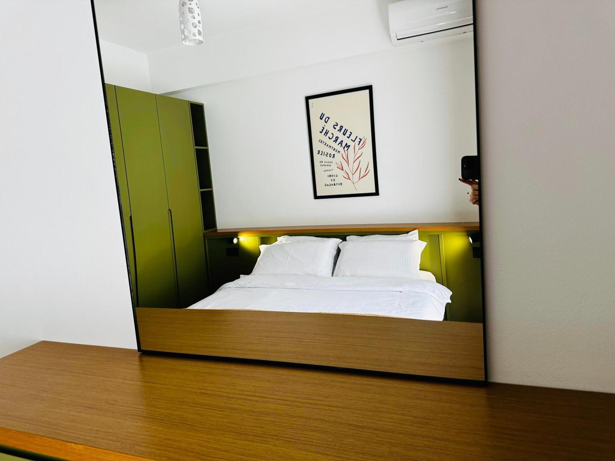 Flora Apartments ساراندا المظهر الخارجي الصورة