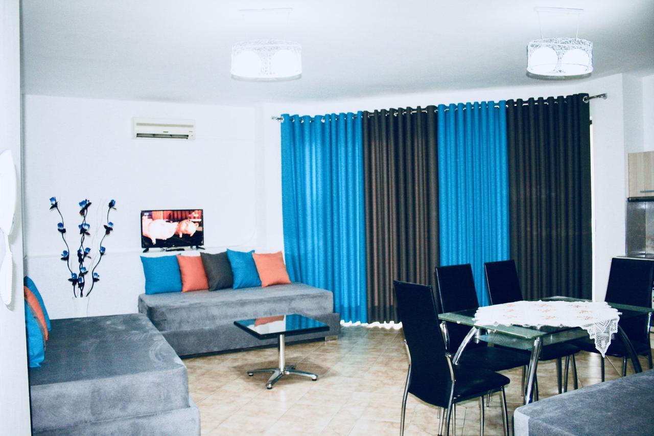 Flora Apartments ساراندا المظهر الخارجي الصورة